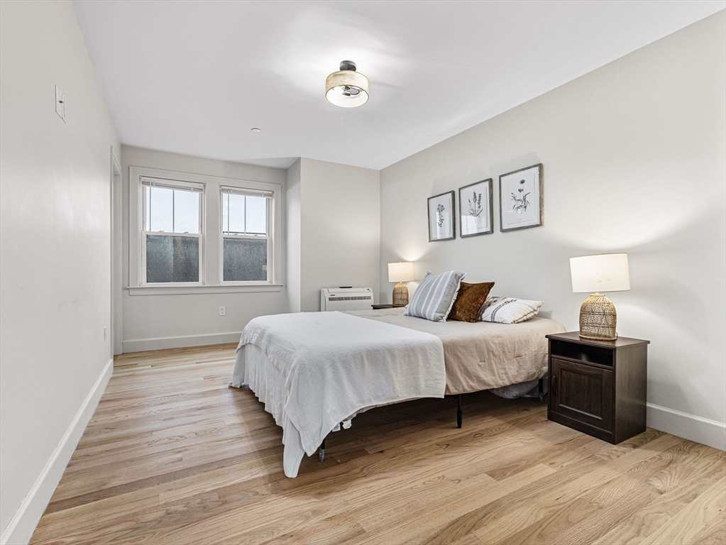 88 Wales St # 3