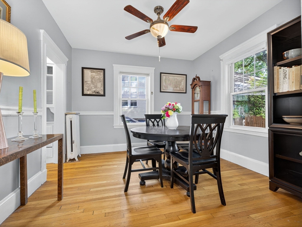 98-100 Bourne St # 98