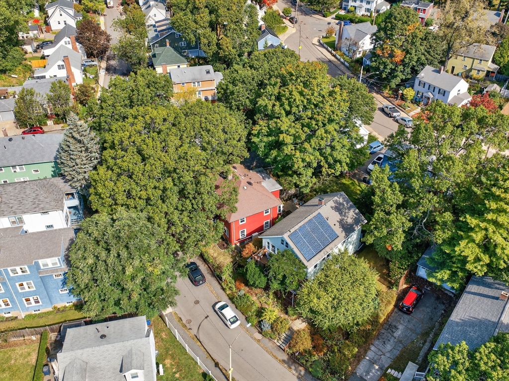 98-100 Bourne St # 98