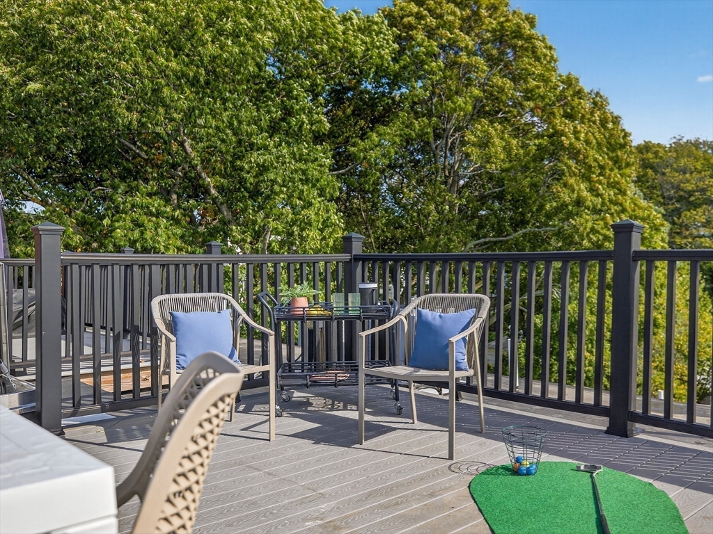 16 Mcbride St # 1