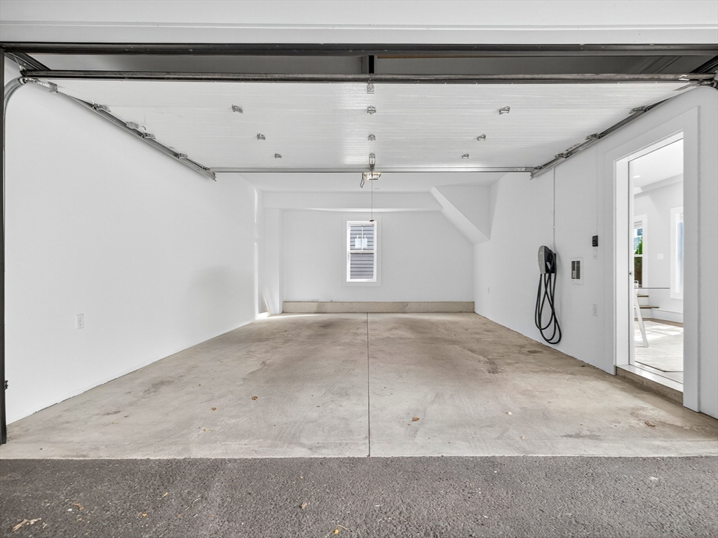 16 Mcbride St # 1