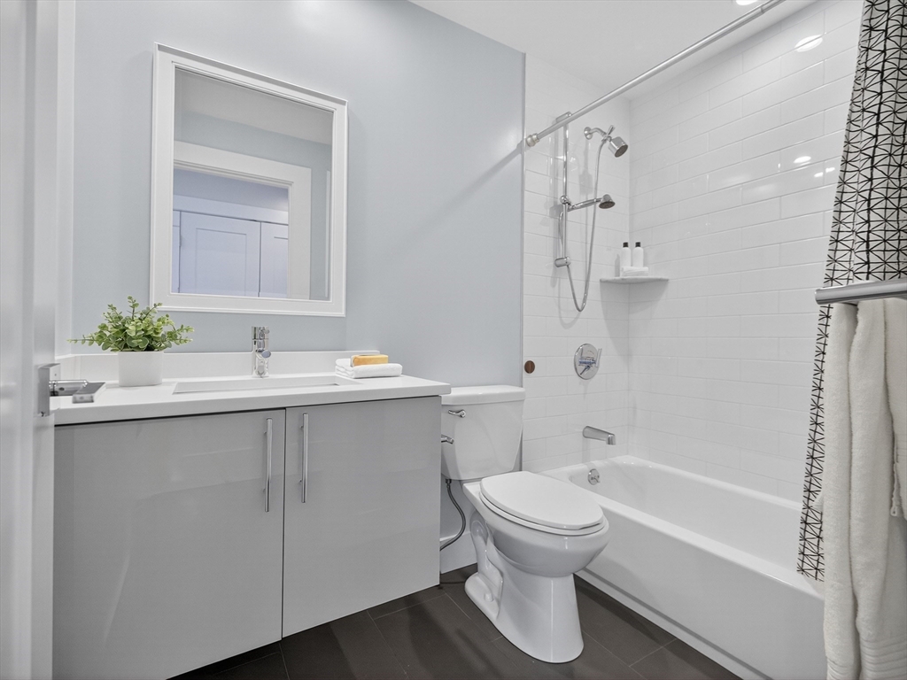 16 Mcbride St # 1