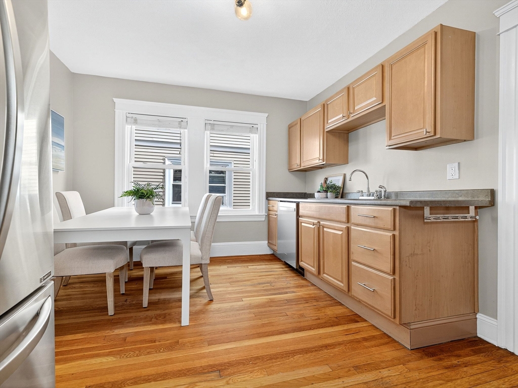 187 Florence St # 2L, Boston Unit: 2L