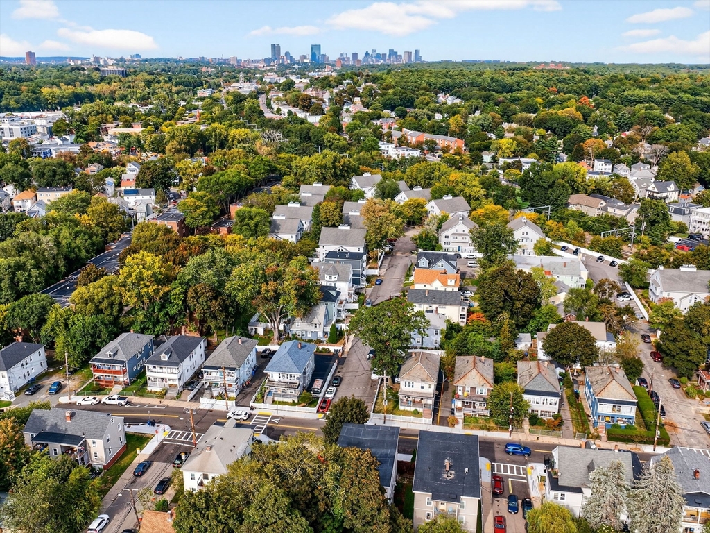187 Florence St # 2L, Boston Unit: 2L