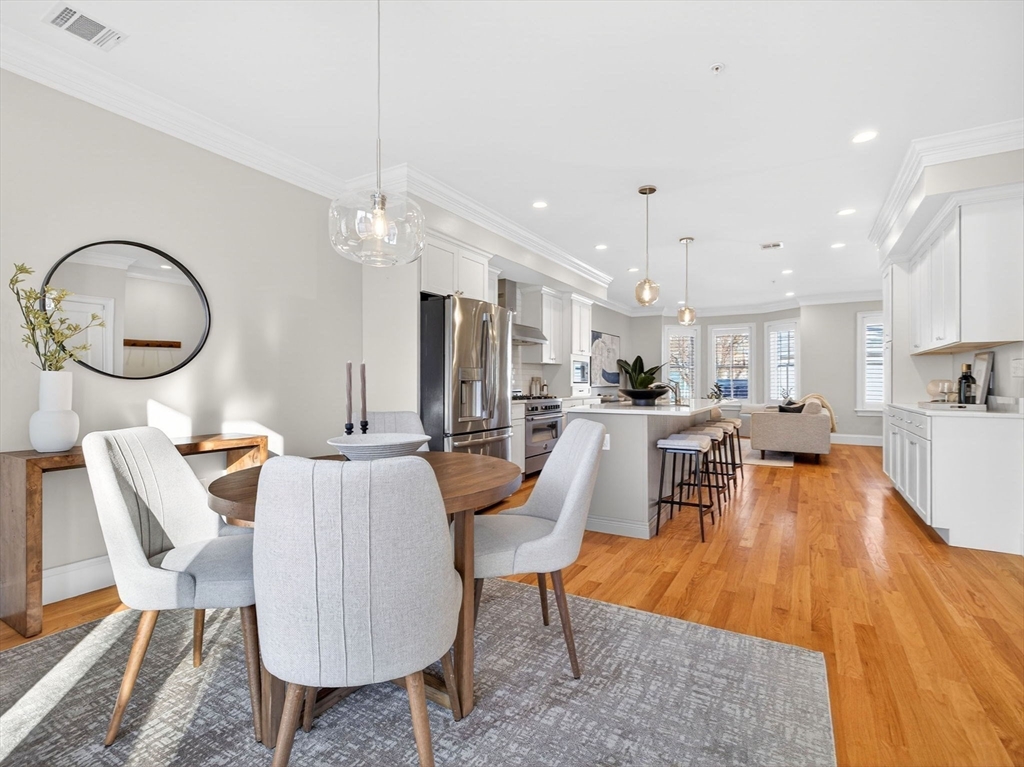 213 Lamartine St # 213A