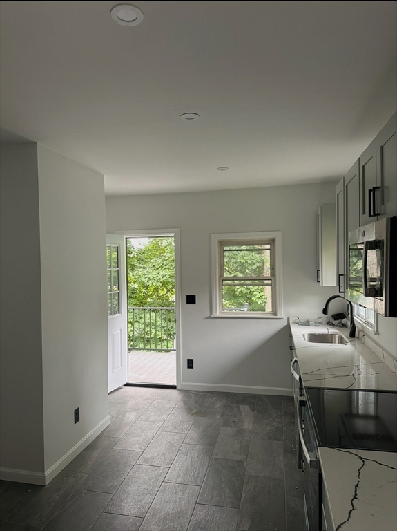 19 Dell Avenue # 2
