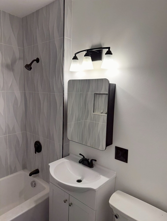 19 Dell Avenue # 2