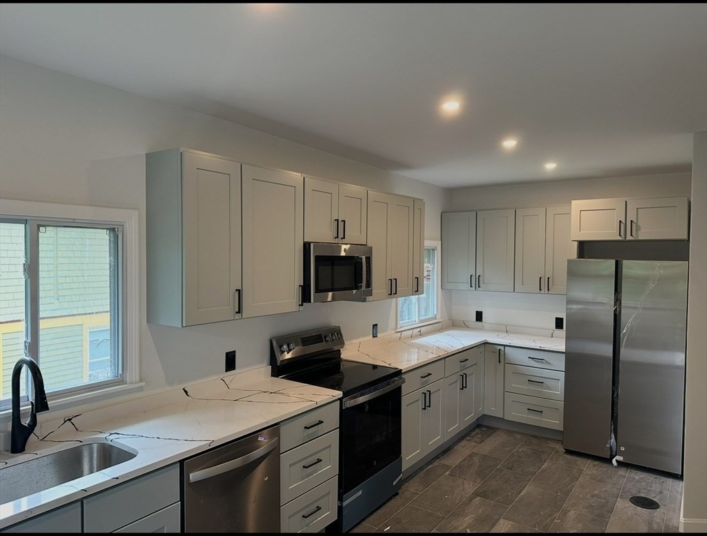 19 Dell Avenue # 2