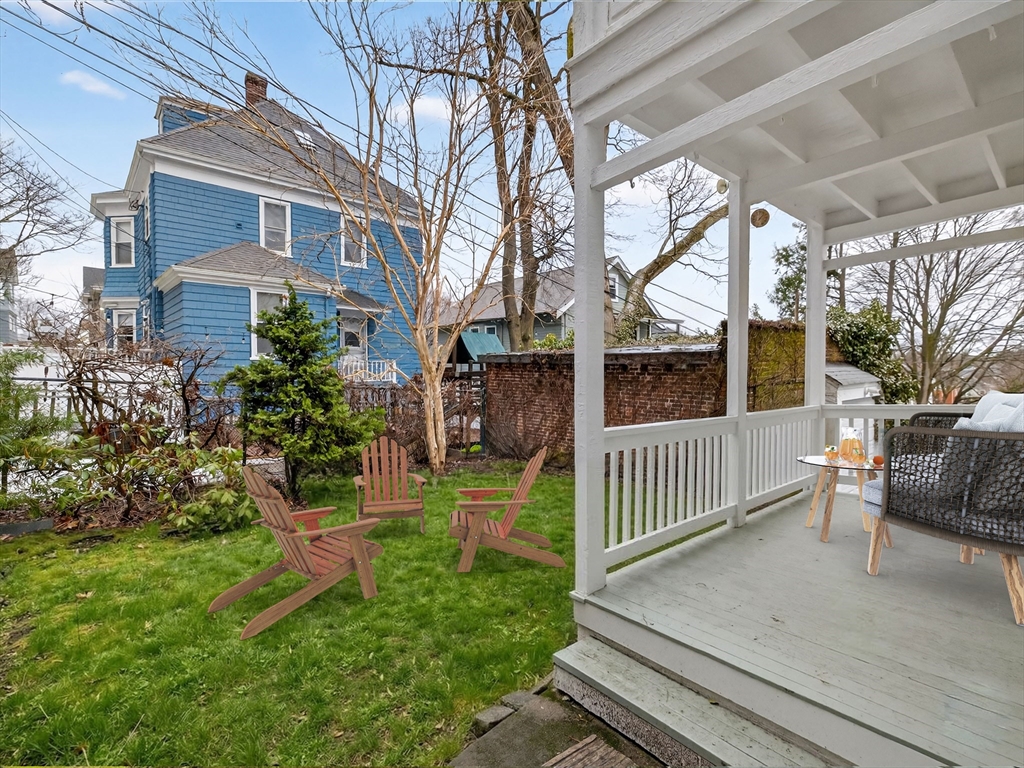 83 Newburg St # 1