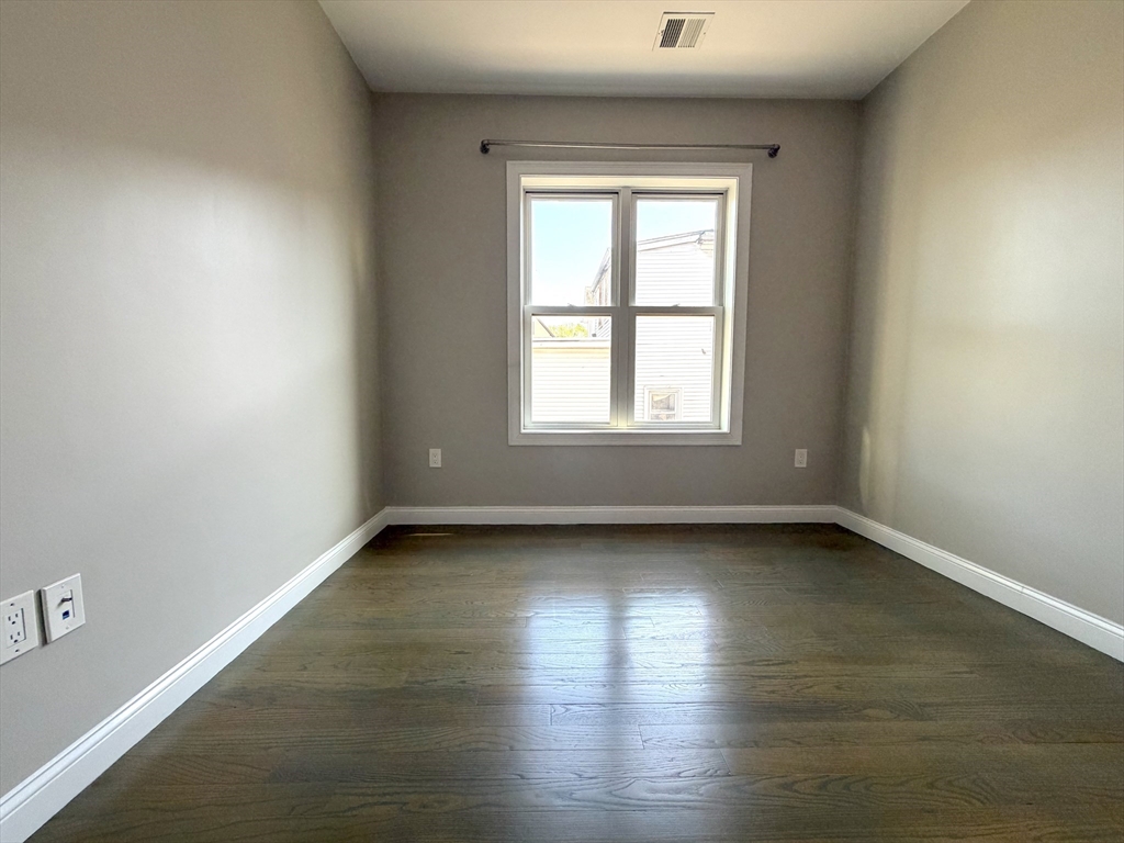 966 Hyde Park Ave # 202