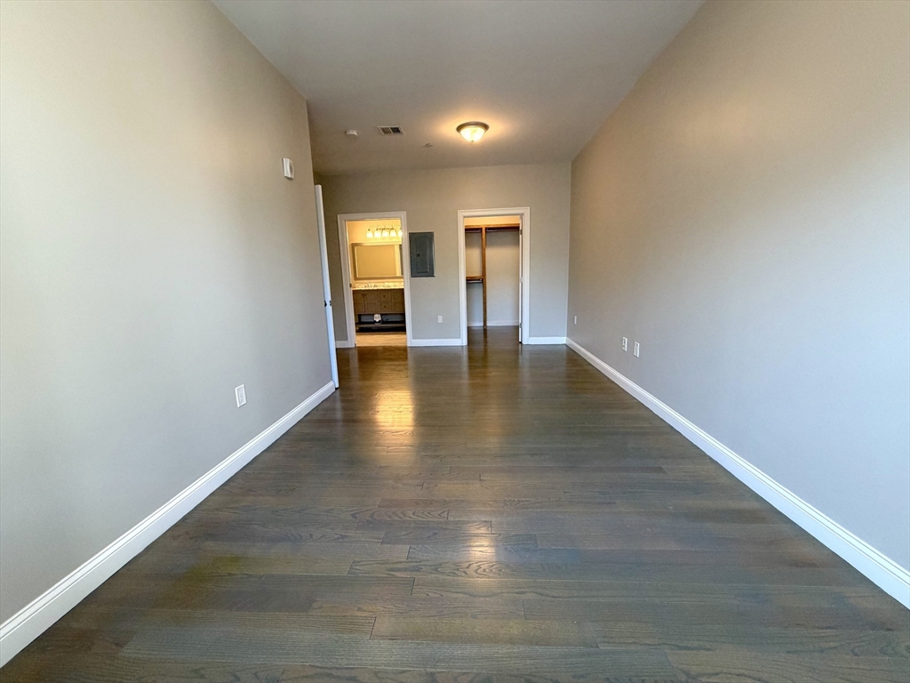 966 Hyde Park Ave # 202
