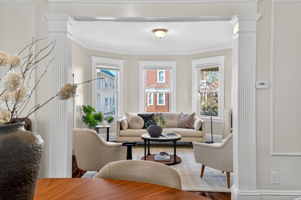 69 Bradfield Ave # 1