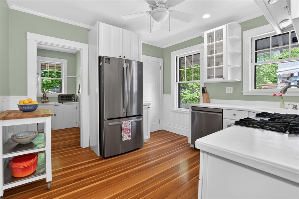 15 Kingsboro Park # 2