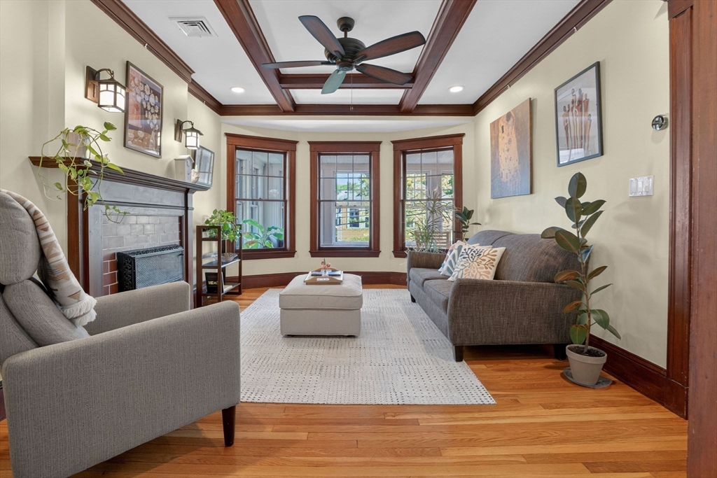 15 Kingsboro Park # 2