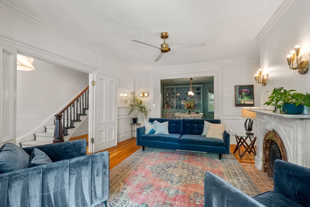 14 Gordon St