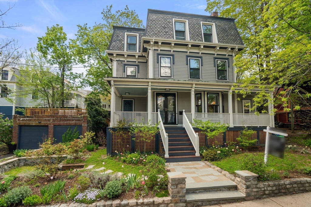 14 Gordon St