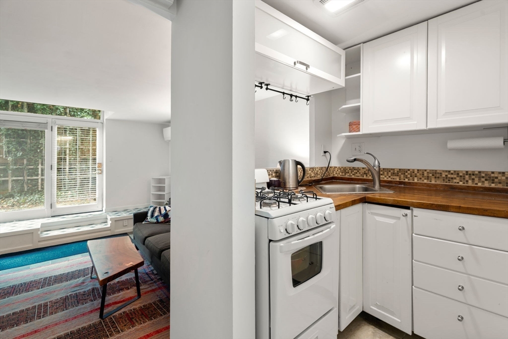 14 Gordon St