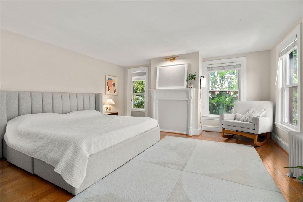 14 Gordon St