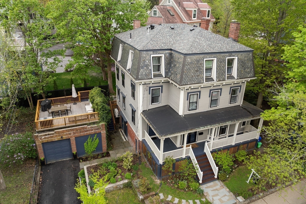 14 Gordon St