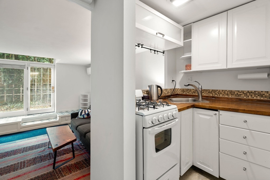 14 Gordon St
