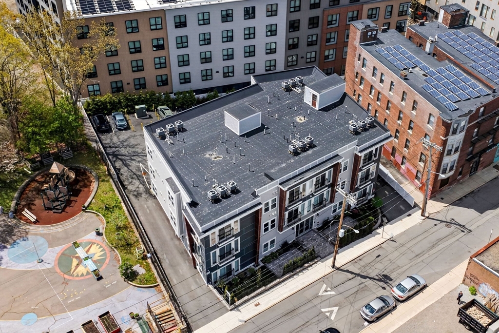 21 Glen Rd # 10