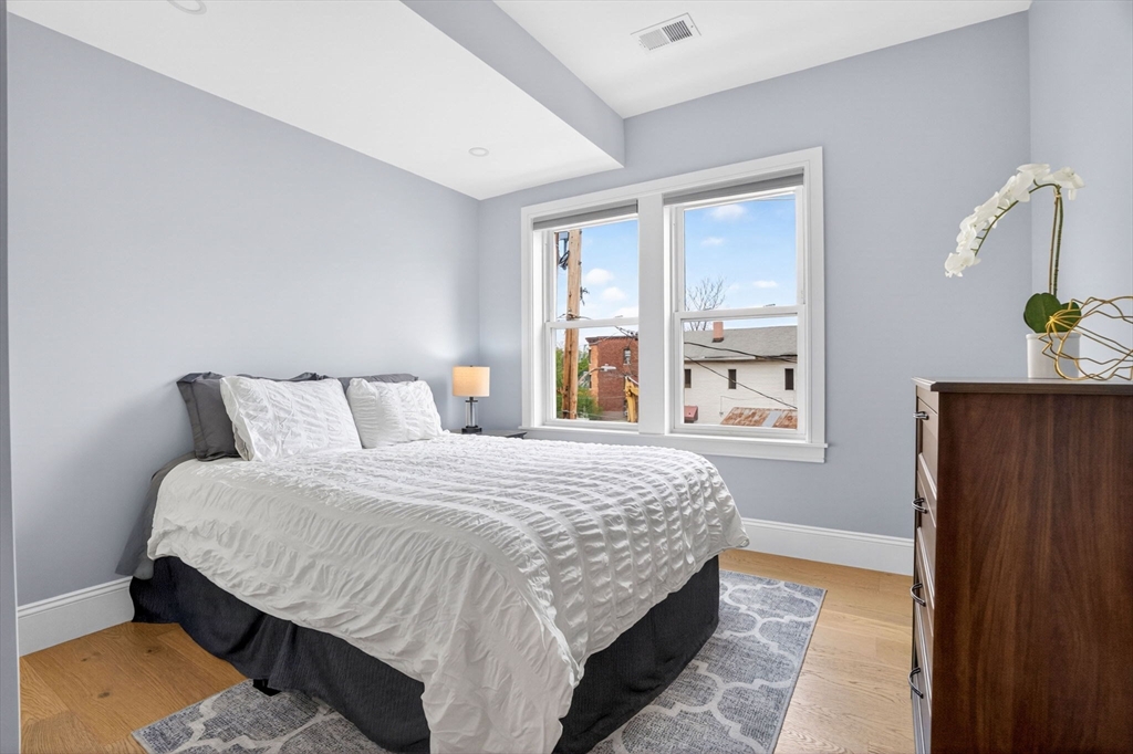 21 Glen Rd # 10