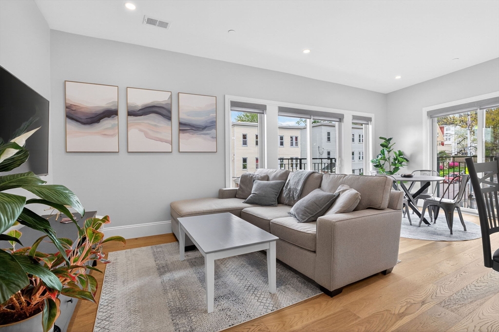 21 Glen Rd # 10