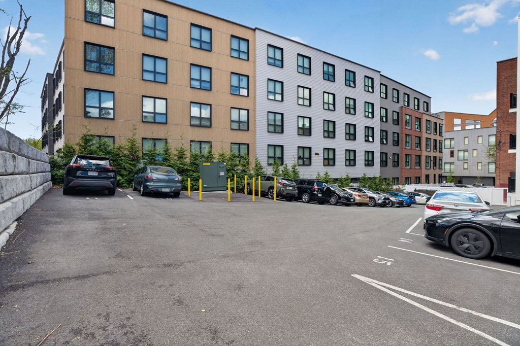 21 Glen Rd # 10