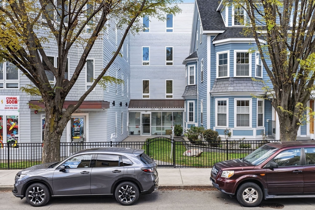 3305 Washington St # 204 Unit: #204