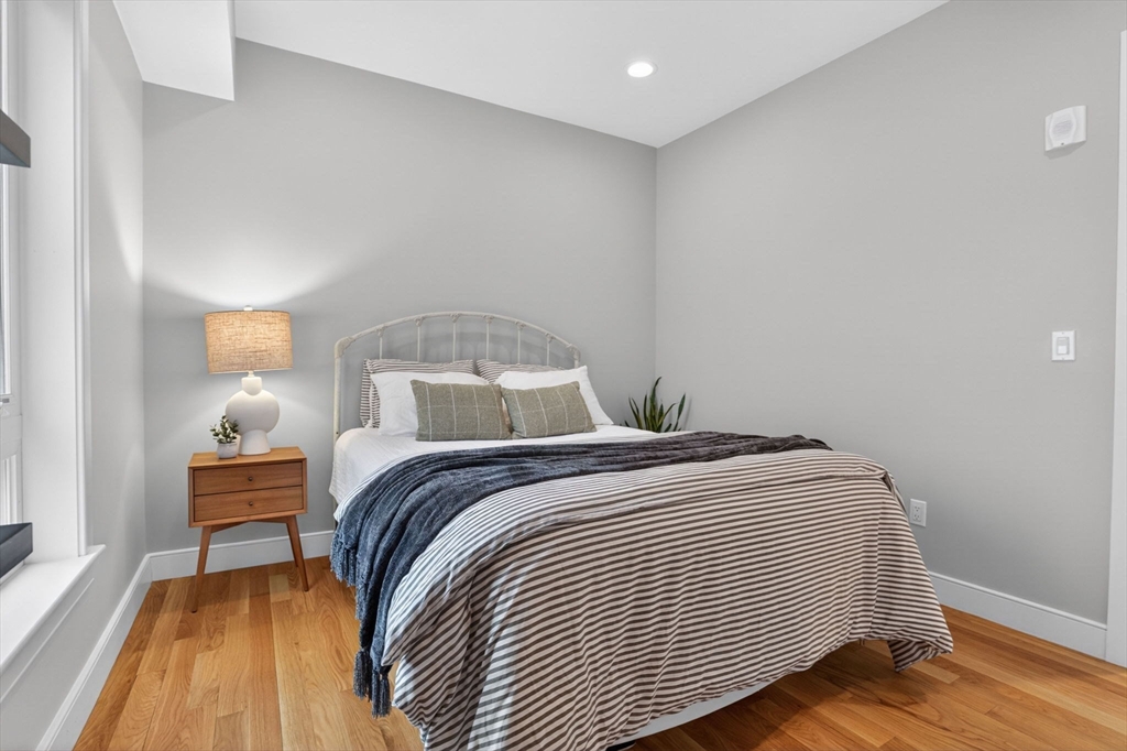 3305 Washington St # 204 Unit: #204