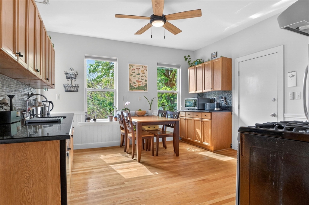 6 Kenney St # 2