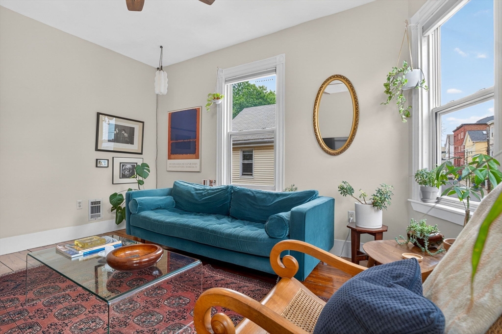 6 Kenney St # 2
