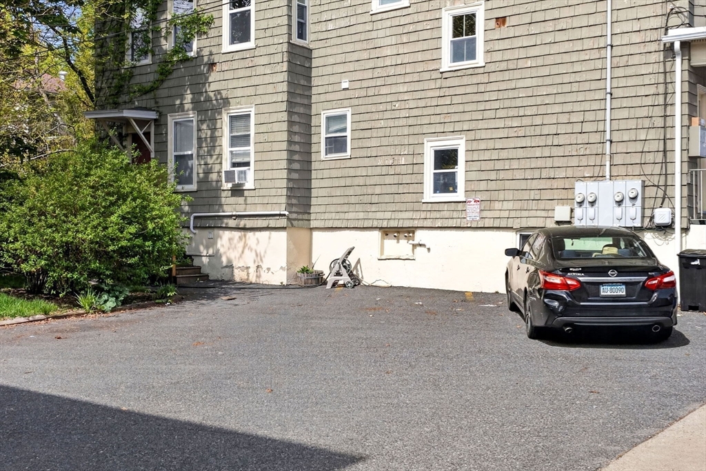 6 Kenney St # 2