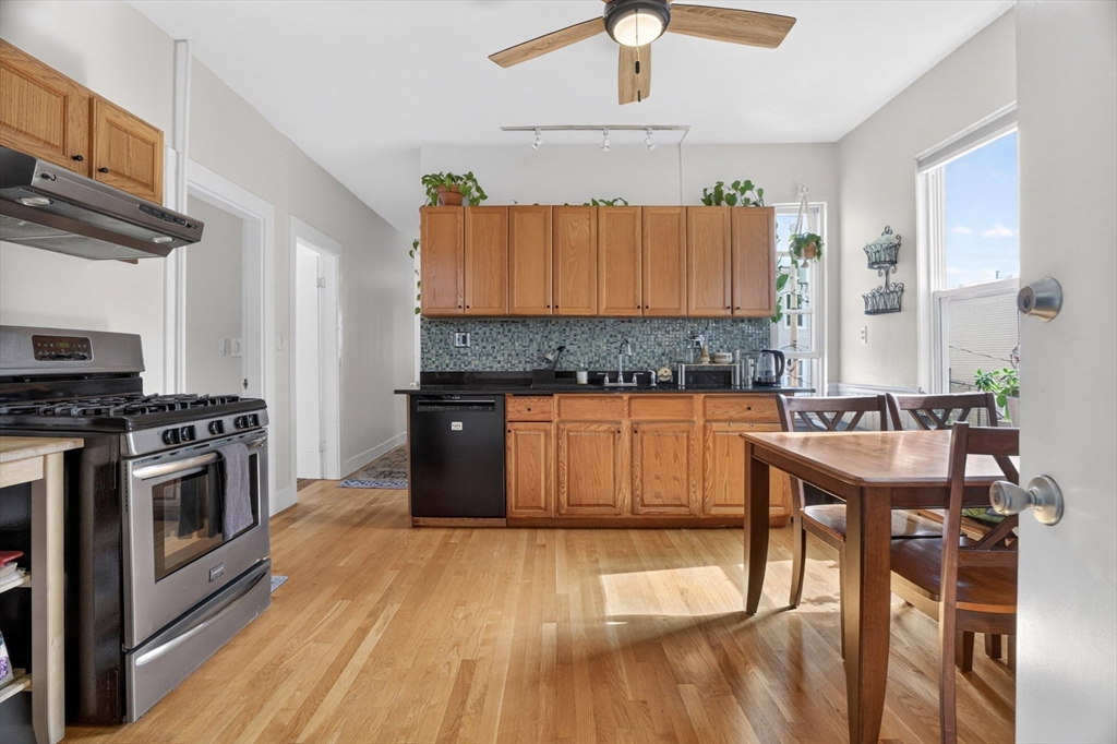 6 Kenney St # 2