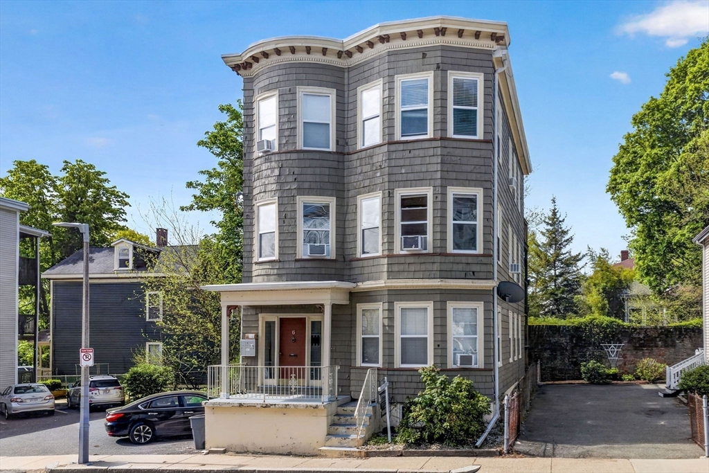 6 Kenney St # 2