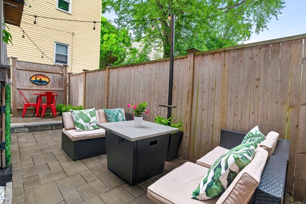 72 Mozart St # 1