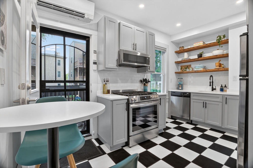72 Mozart St # 1