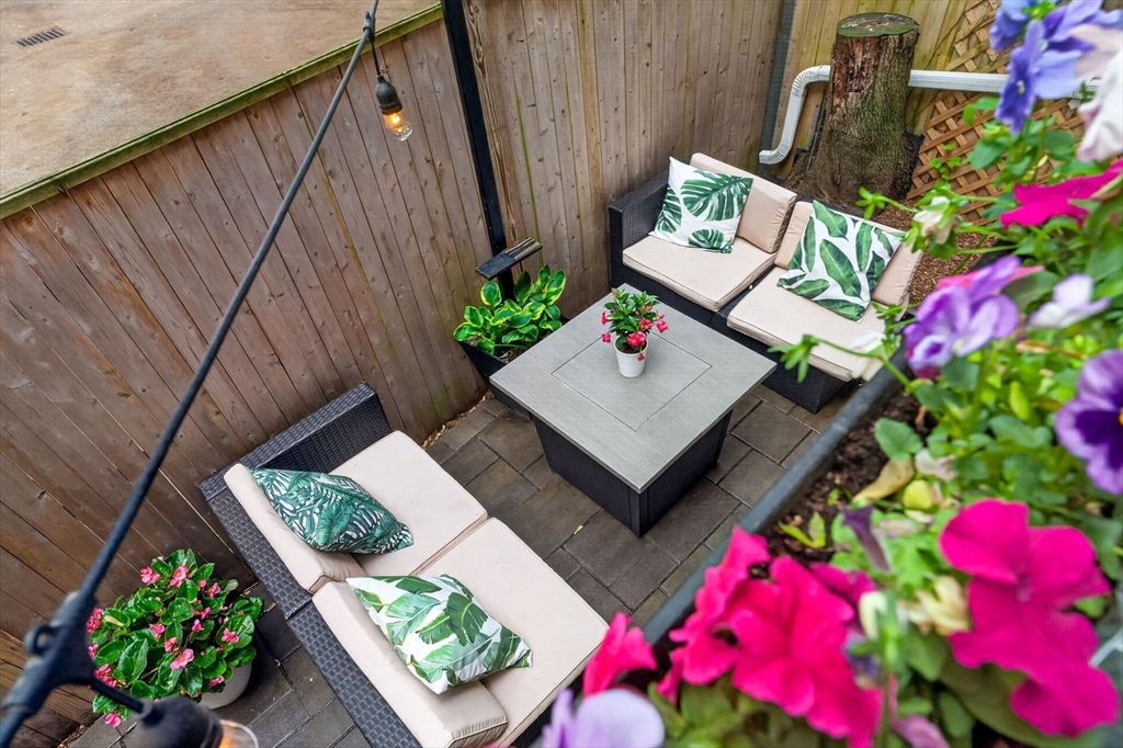 72 Mozart St # 1