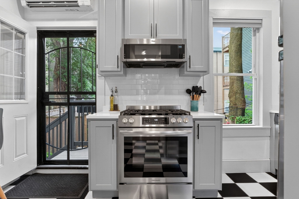 72 Mozart St # 1