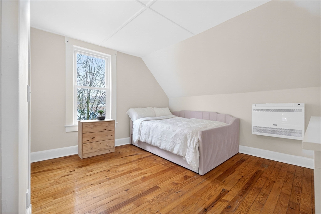 146 Poplar St