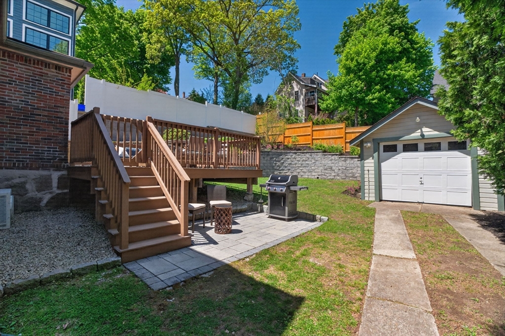 40 Arborough Rd