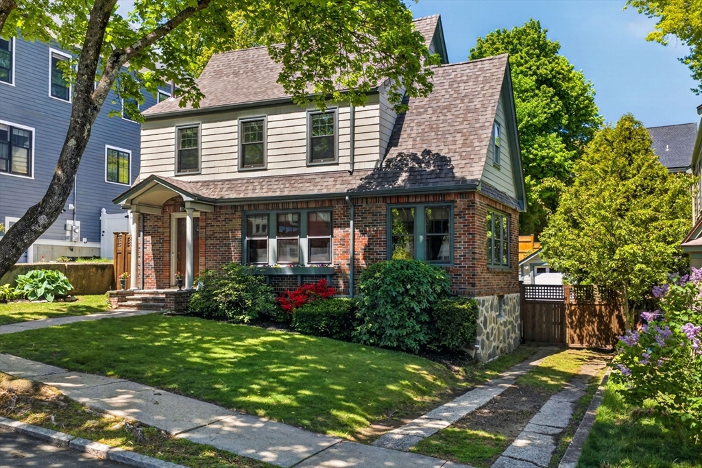 40 Arborough Rd