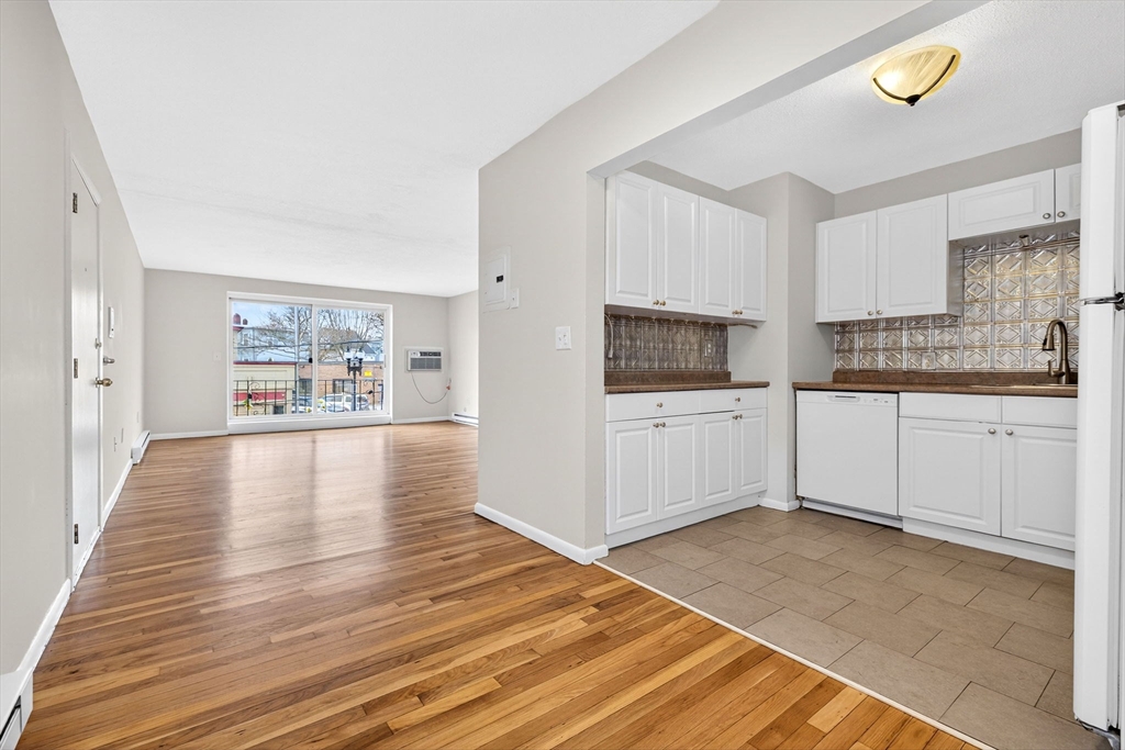 8 Kittredge # 10