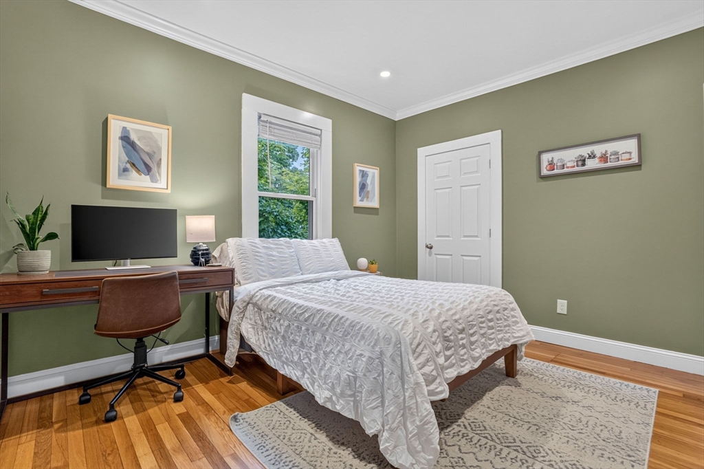 67 Florence St # 1