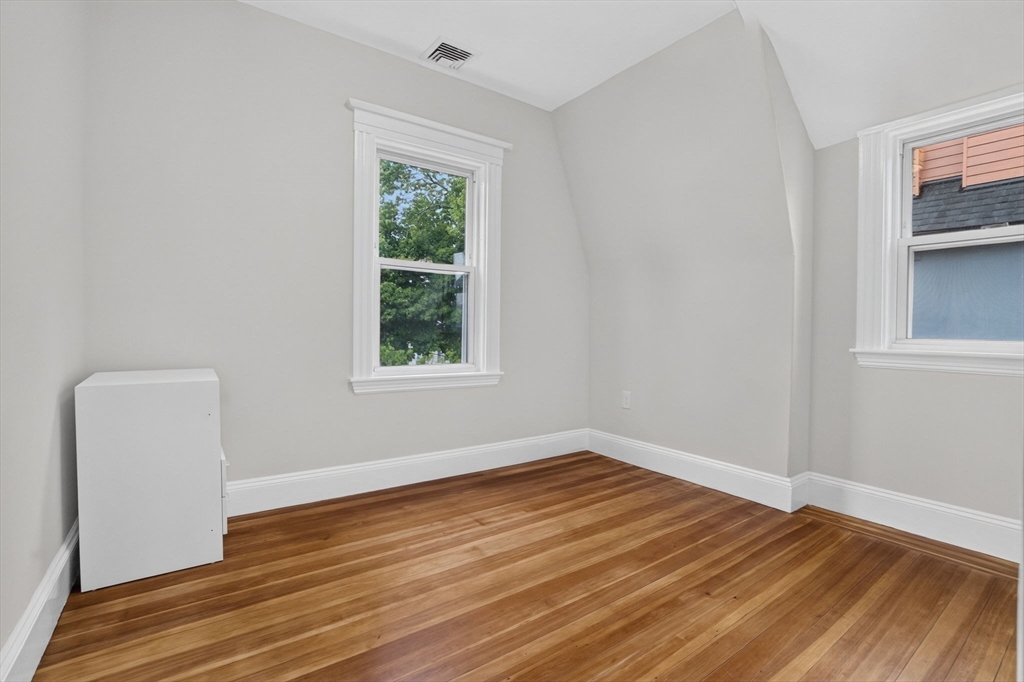 51 Metropolitan Ave