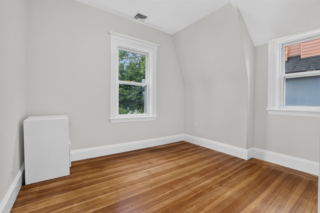 51 Metropolitan Ave