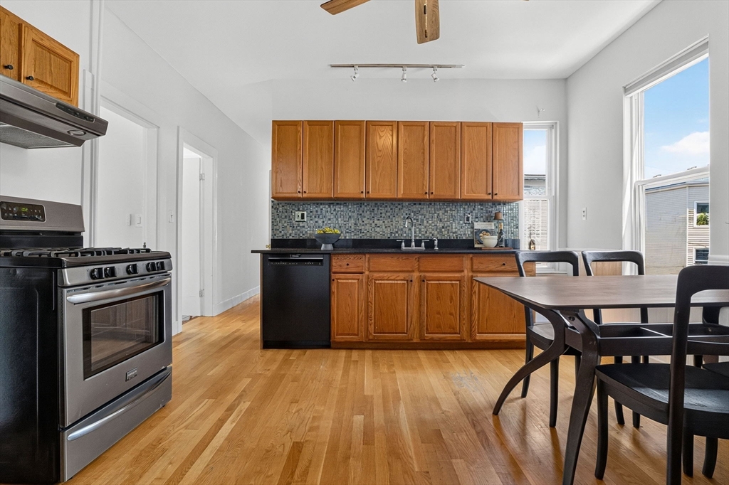6 Kenney St # B