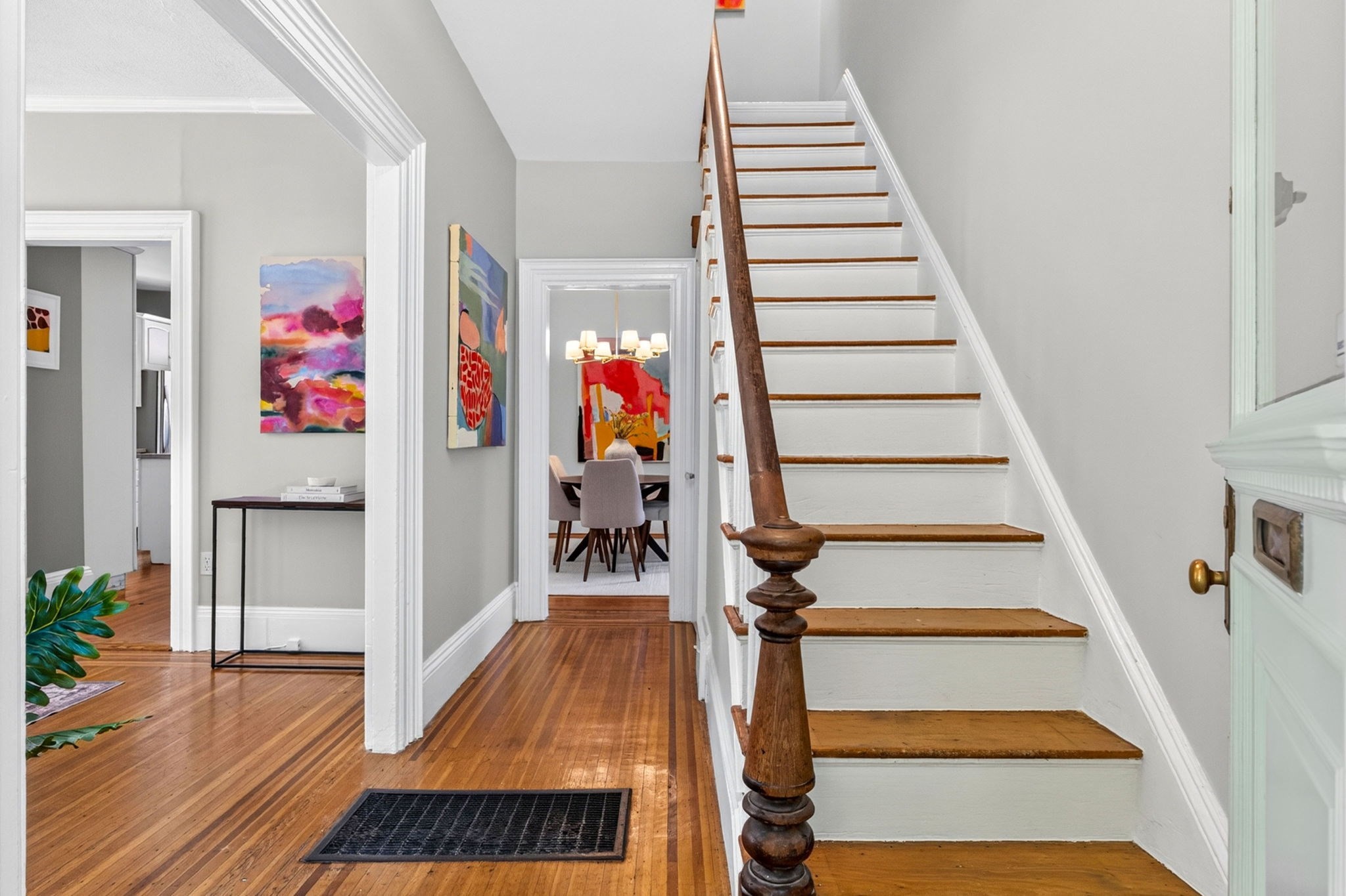 38 Holbrook St