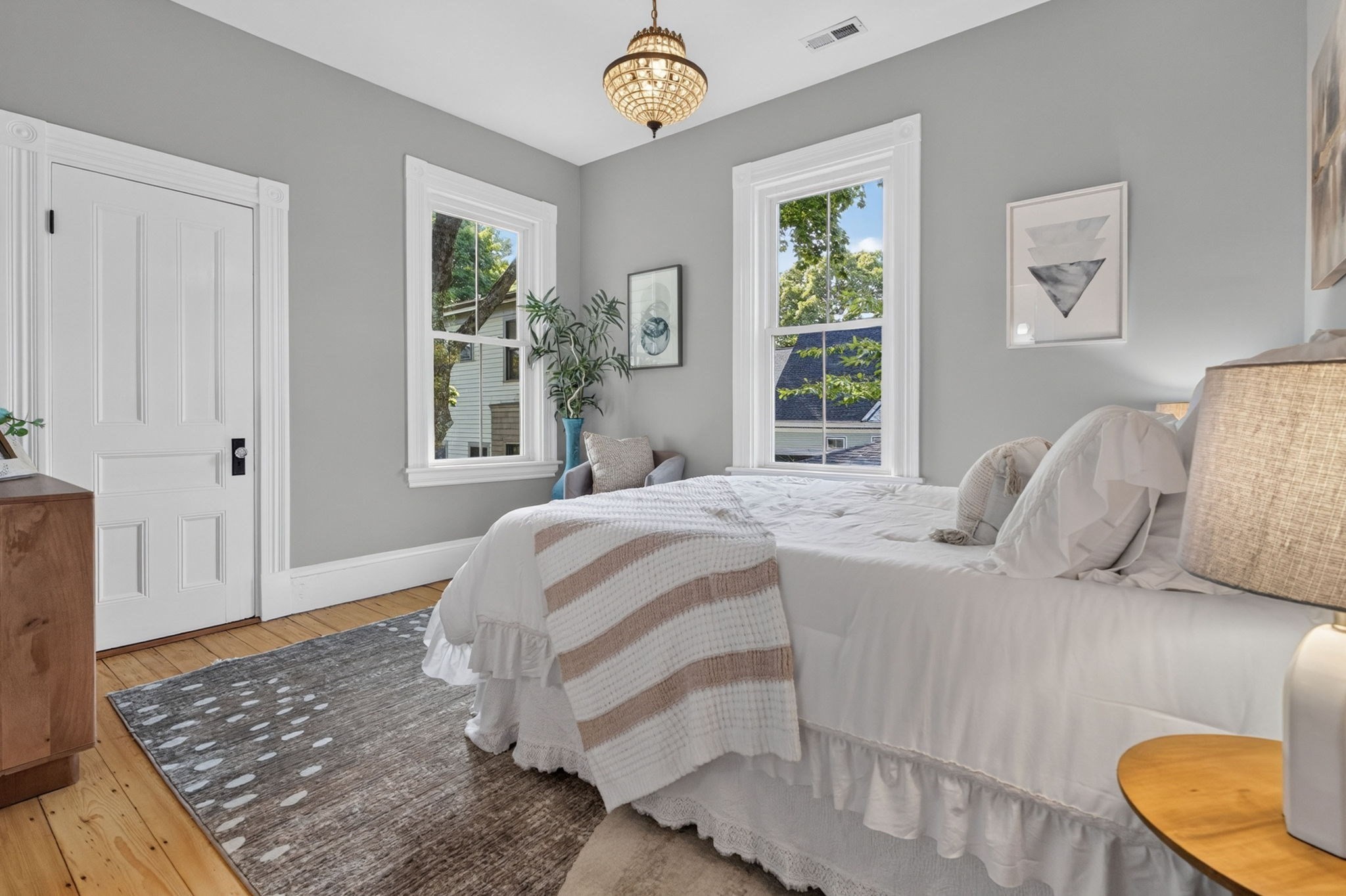77 Spring Park Ave # 3