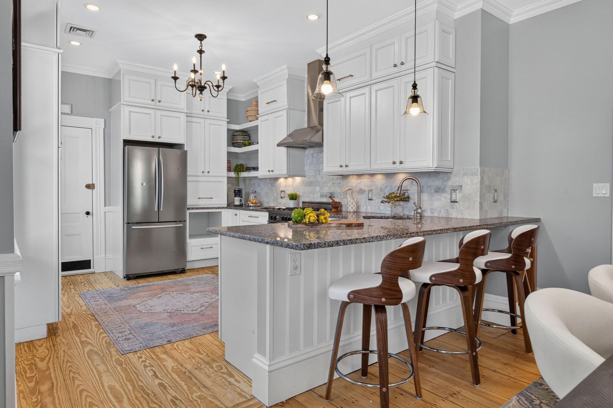 77 Spring Park Ave # 3